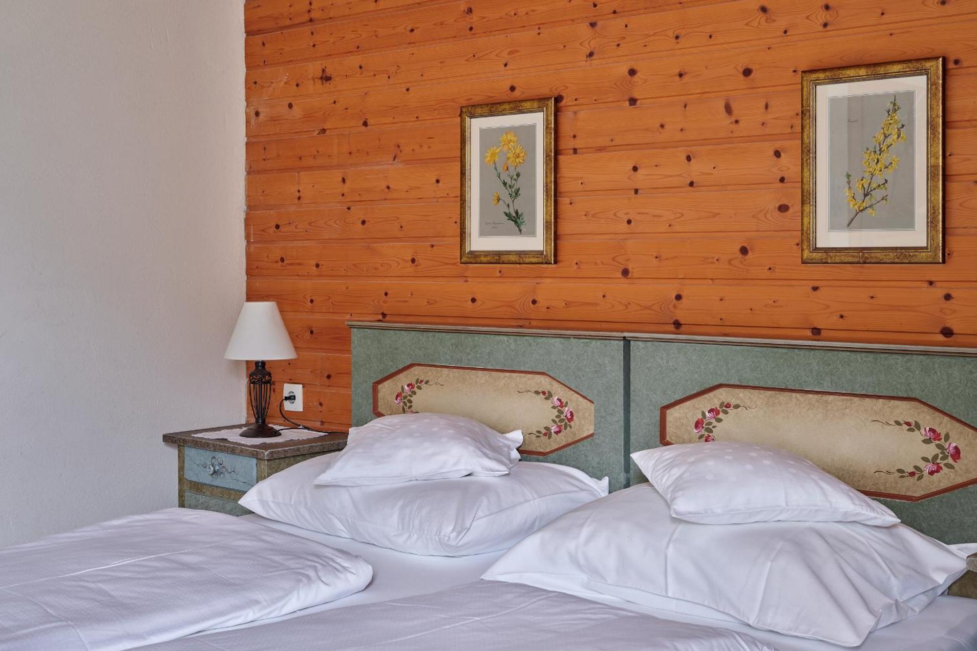Hotel Harrida ويسنسي المظهر الخارجي الصورة