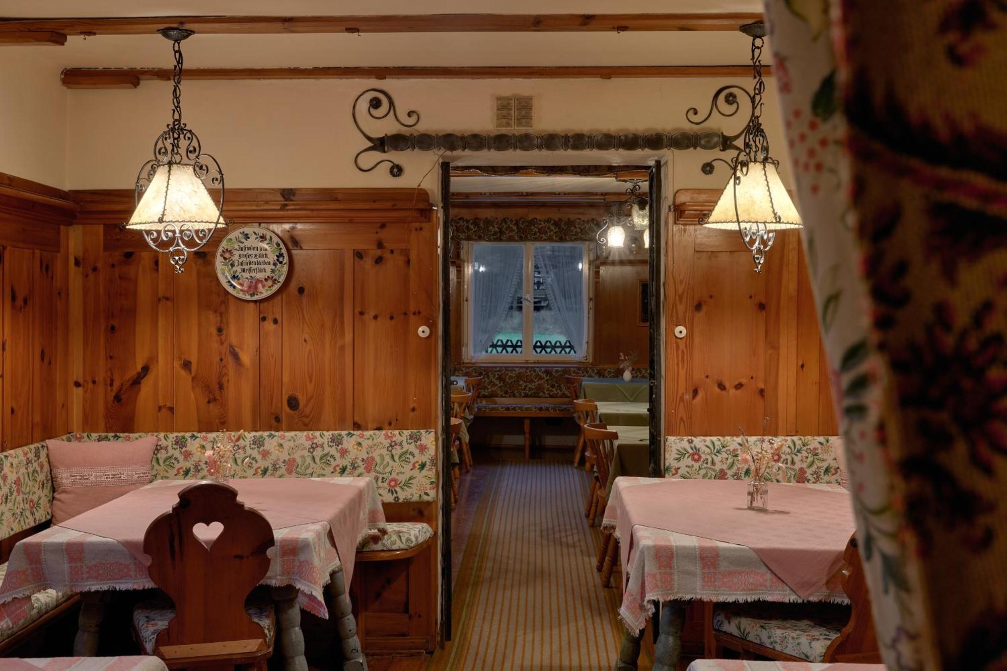 Hotel Harrida ويسنسي المظهر الخارجي الصورة
